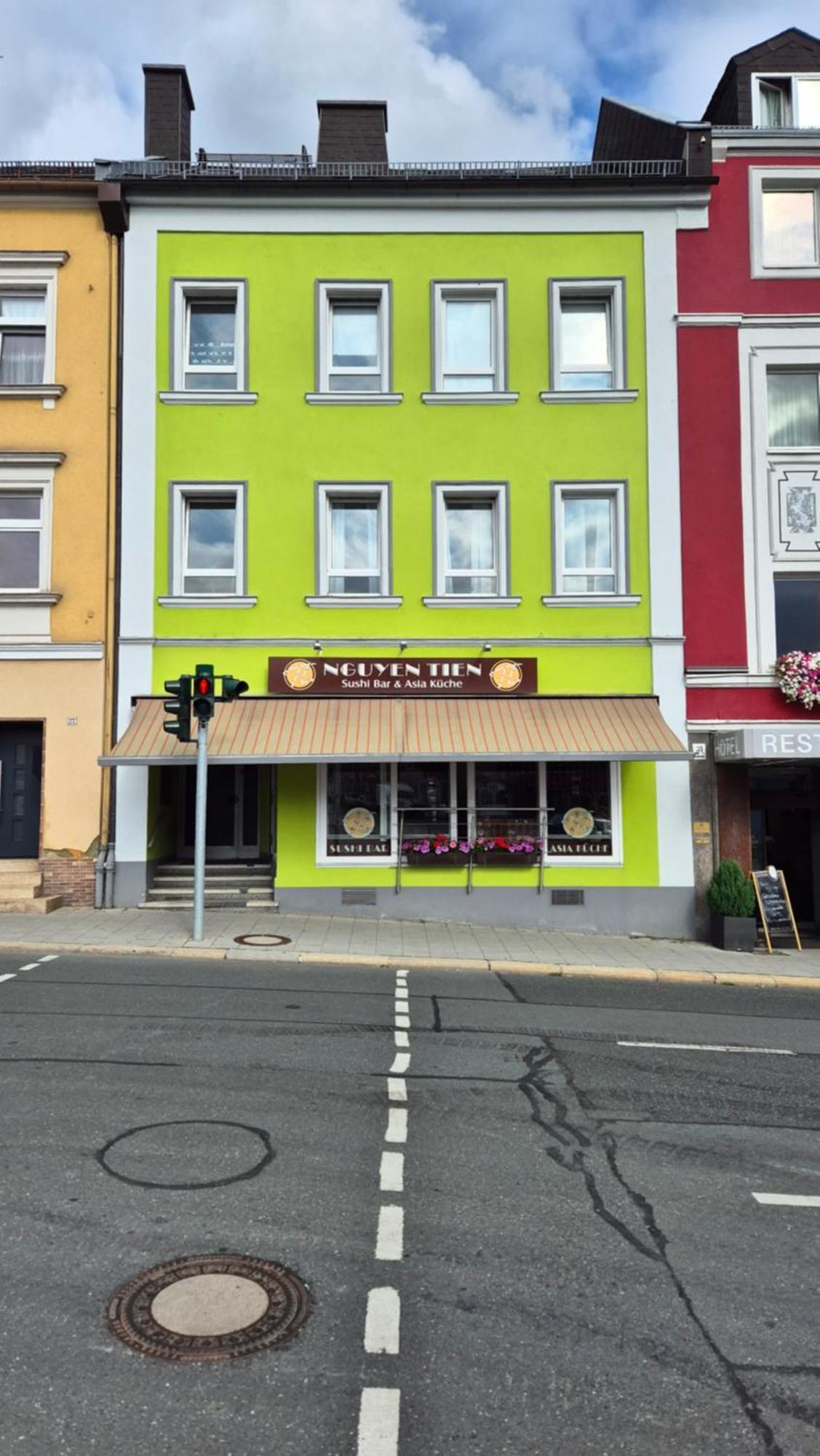 Schillerapartment Hof, Kueche, 24H Digital-Checkin, Parkplatz, Wlan250Mbit Hof  Exteriér fotografie