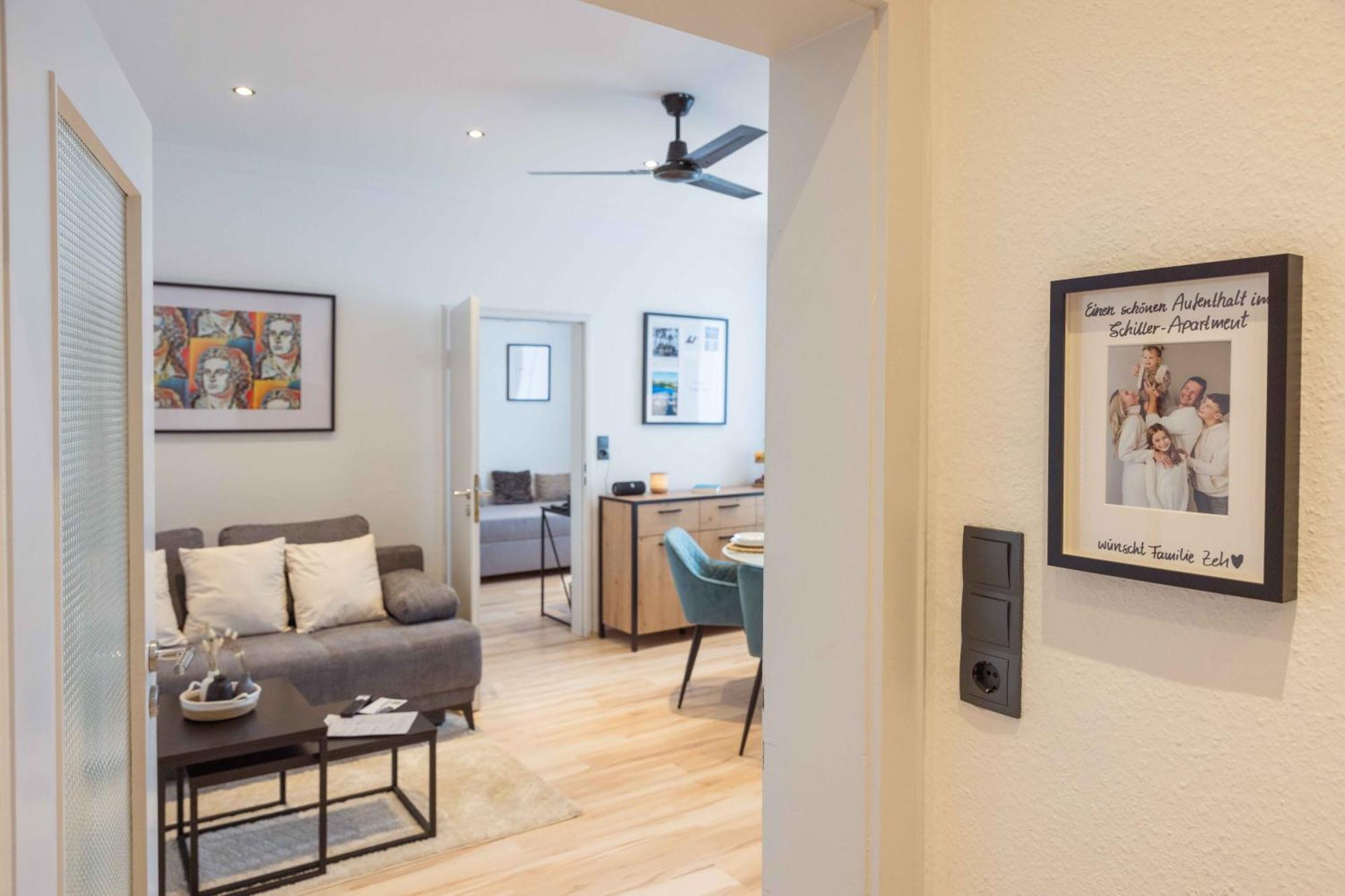 Schillerapartment Hof, Kueche, 24H Digital-Checkin, Parkplatz, Wlan250Mbit Hof  Exteriér fotografie